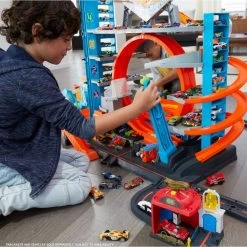 Hot Wheels Ultieme Garage + 2 Auto's 12 Hot Wheels Ultieme Garage + 2 Auto's -Speelgoed Winkel 1885173 7d105509